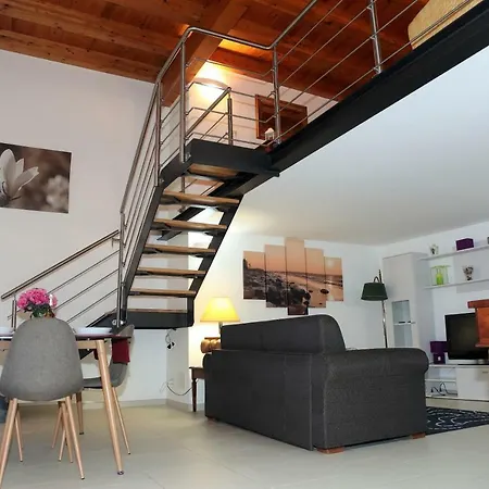 Mega House Apartamento *