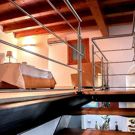 Apartment Mega House *