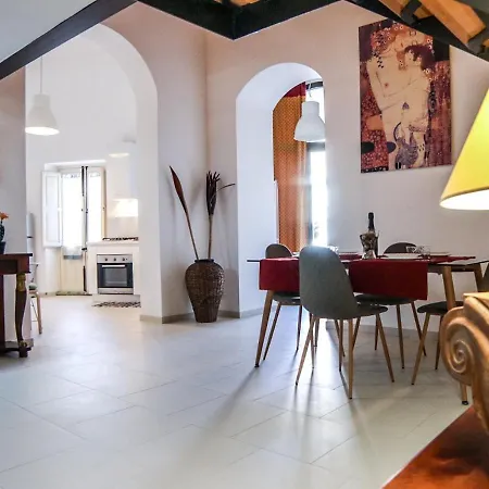 Апартаменты Mega House Катания